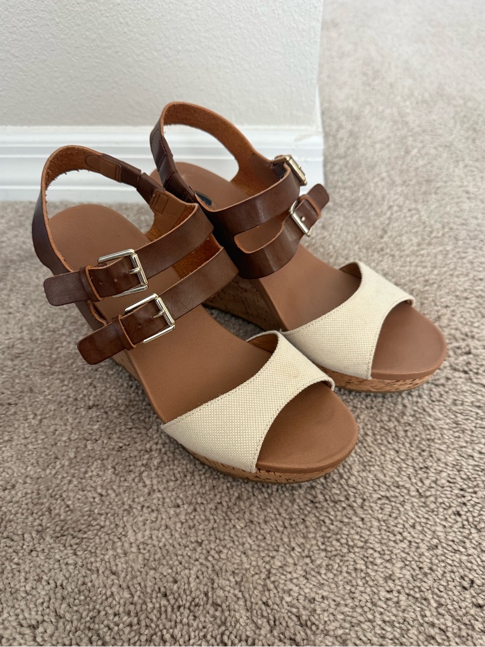 Dr. Scholl’s Cork Wedge Sandals Size 7 Cream Brown Strappy Buckle